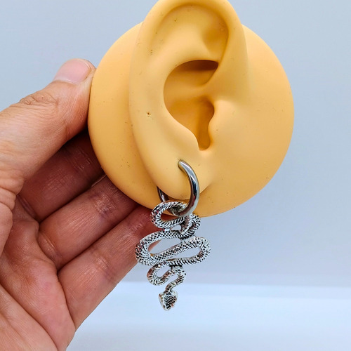 Aro Argolla Acero Con Serpiente Colgante Punk 1 Unidad