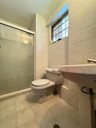 Se Vende Apartamento A Estrenar En Colinas De Guataparo