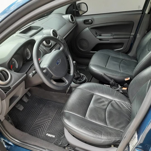 Imagen 5 de 8 de Ford Fiesta .