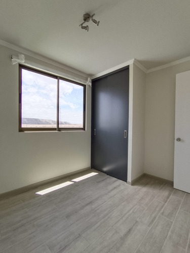 Edificio Av. Circunvalación (1 Est.) Vista Poniente