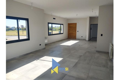 Imagen 3 de 30 de Vendo Casa En Verandas Siete Soles Con Vista A Espacio Verde 3 Dorm Escritorio