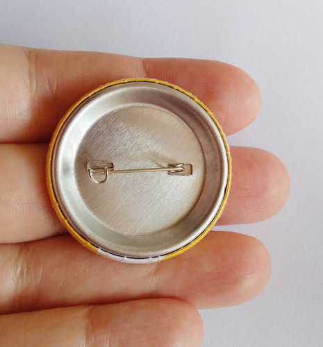 Imagem 7 de 7 de Cartela De Bottons Pokemon | Broche | Pikachu | Charmander