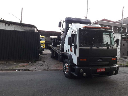 Imagem 2 de 15 de Ford Cargo 1717