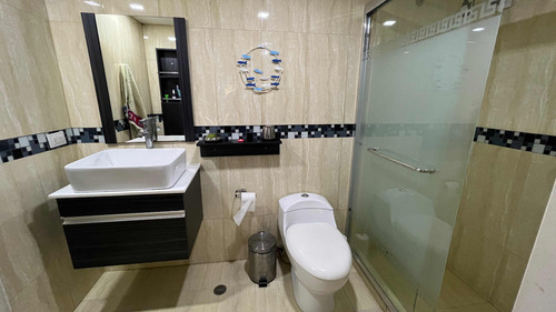 Apto En Venta En El Hatillo 400 Mts2 4h/5b/2p Ah