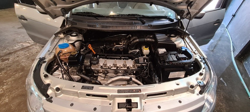 Imagen 12 de 15 de Volkswagen Voyage 2010 1.6 Comfortline 101cv