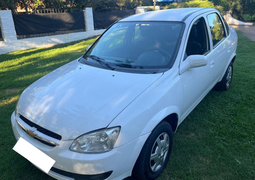 Chevrolet Corsa Classic 1.4 Ls 2015