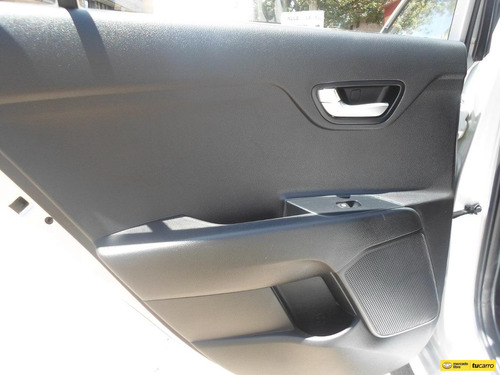 Kia Rio 1.4 Vibrant Mt Full Equipo