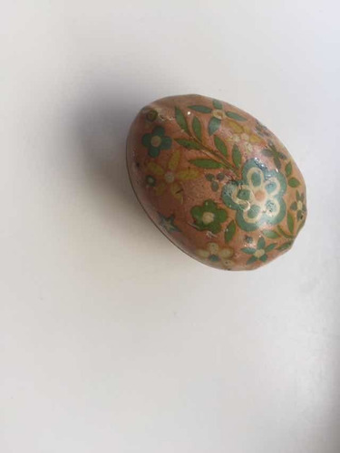 Molde Antiguo Para Pequeño Huevo De Pascua (Usado)