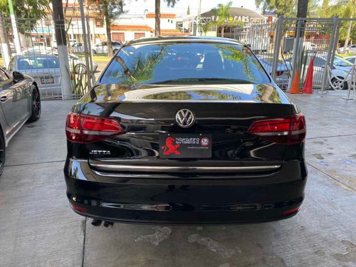 Volkswagen Jetta 2.0 L4 Mt 2018