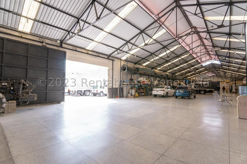Galpón Con 2 Cavas Cuartos De Refrigeración!! 25-5175