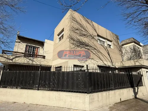 Casa en venta en Liniers