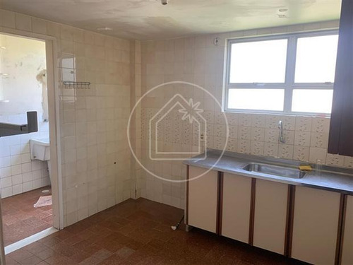 Imagem 8 de 16 de Apartamento - Ref: 878719