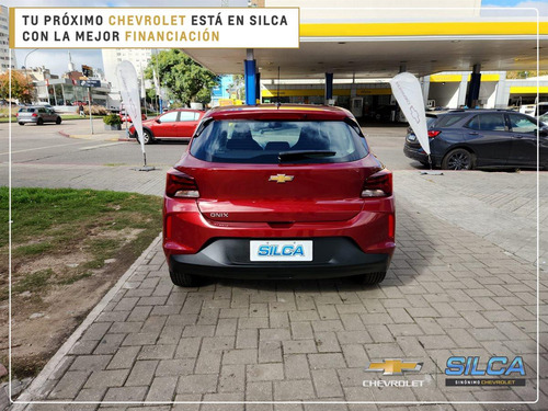 Imagen 6 de 23 de Chevrolet Onix Ls 1.0 2024 Rojo 0km