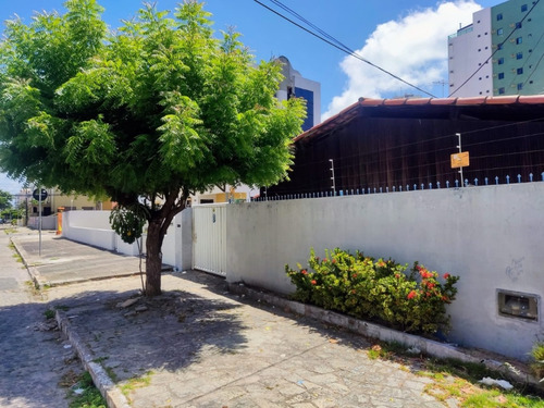 Passo O Ponto De Um Hostel Em João Pessoa.