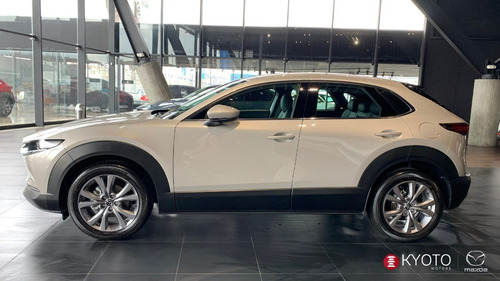 Imagen 2 de 15 de Mazda Cx-30 Hibrida Grand Touring 2023 Cuarzo Platino
