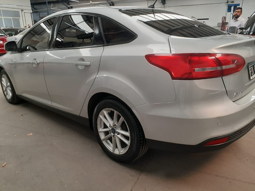 Imagen 4 de 14 de Ford Focus 1.6 S 4p Pb