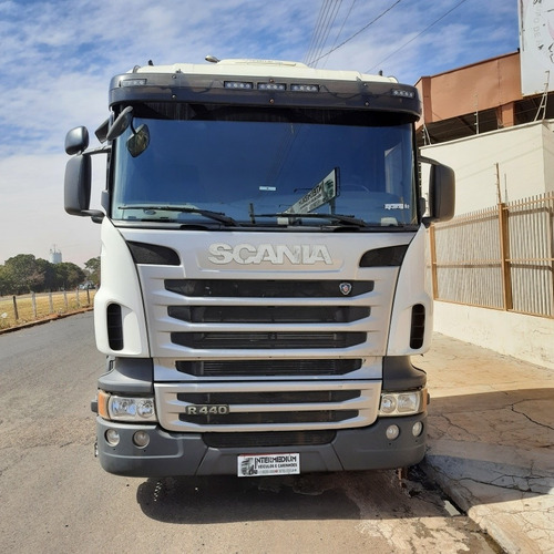 Imagem 3 de 9 de Scania R440 6x4 Bug Leve