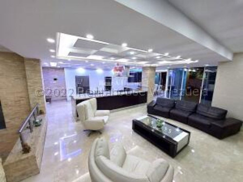 Imagen 11 de 30 de #22-23728 Elegante Casa En Alto Hatillo