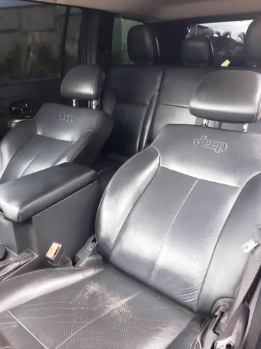 Imagen 9 de 12 de Jeep Cherokee Limited 2011 4x2 Automático