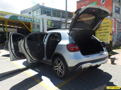 Imagen 10 de 22 de Mercedes-benz Clase Gla 1.6 Turbo Urban At