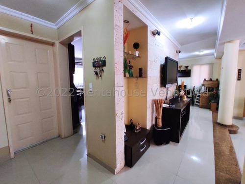 Imagen 5 de 16 de Townhosue En Venta En La Morita I Turmero Aragua 22-25553 Irrr