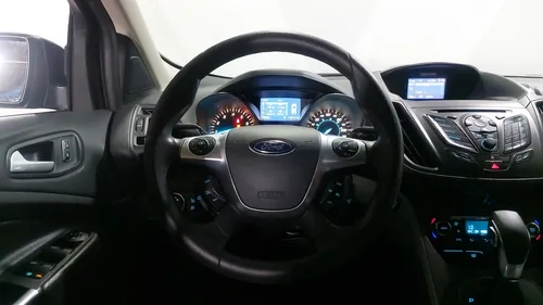 Ford Escape 2.5 SE I4 AT