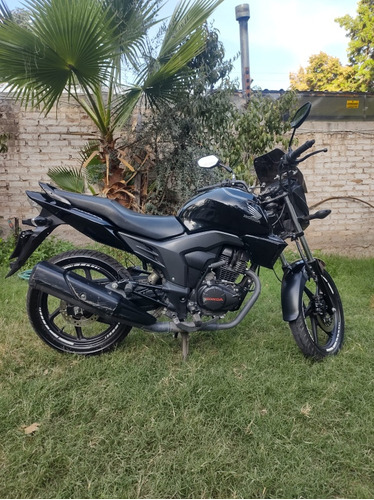 Honda Invicta 150