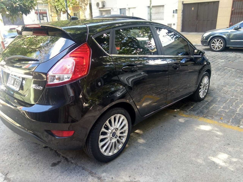 Ford Fiesta Automático