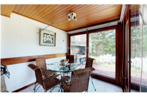 Imagen 14 de 30 de Casa En Venta De 6 Dormitorios En Lugano