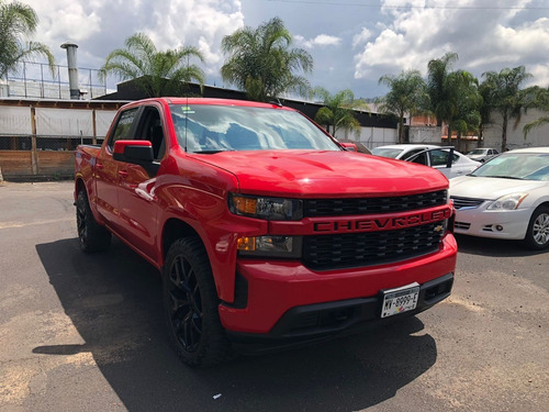 Imagen 2 de 14 de Chevrolet Silverado 4x4 2020, 4 Puertas Como Nueva!!!