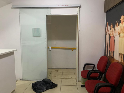 Imagem 25 de 30 de Prédio No Centro Da Cidade - Pr0087
