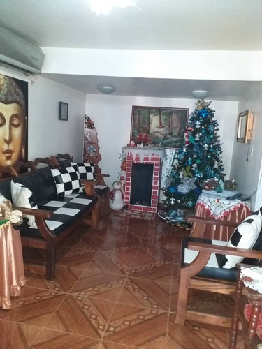 Venta Town House Castillejo Urbanizacion Miravila