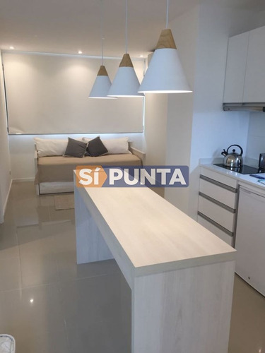 Imagen 7 de 8 de Apartamento En Alquiler En Playa Brava