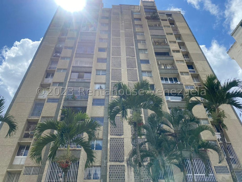 Bello Y Amplio Apartamento En Venta Santa Fe Sur Caracas 23-23081