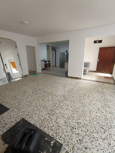 Annic Coronado Vende Casa Parcialmente Remodelada En Trigal Centro Conjunto Cerrado Con Vigilancia Ref. 276050