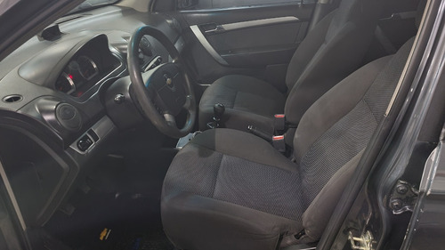 Chevrolet Aveo Lt 2013