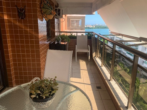 Imagem 3 de 13 de Apartamento À Venda Na Rua Mário Agostinelli, Jacarepaguá, Rio De Janeiro - Rj - Liv-14576