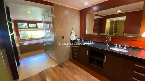 Imagen 8 de 27 de Casa Chalet En Venta Ubicado En Playa Serena, Bariloche, Patagonia