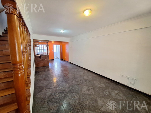 Venta De Ph 3 Ambientes Con Cochera En Wilde