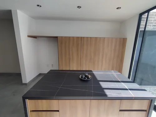 Casa En Venta Con Recamará En Planta Baja Fracc El Cielo León Gto. Zona Norte