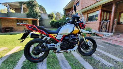 Moto Guzzi V 85 Tt