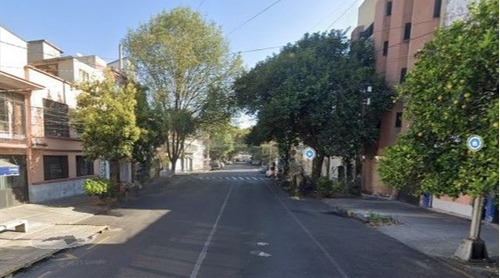 Casa En Venta De Recuperacion Bancaria En Ajusco 79b, Cdmx. Sh05