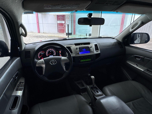 Toyota Hilux 2.7 Srv Cab. Dupla 4x4 Flex Aut. 4p