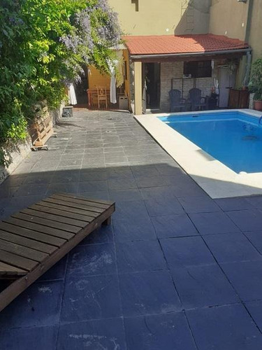 Imagen 9 de 29 de Casa 5 Ambientes Con Patio Y Pileta. Cochera.