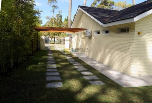 Imagen 15 de 20 de Venta De Casa De 4 Dormitorios En La Mansa