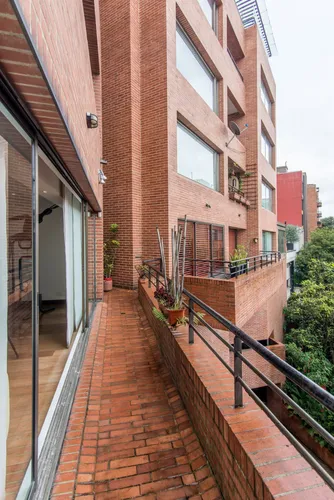 Apartamento En Arriendo/venta En Los Rosales. Cod A15080
