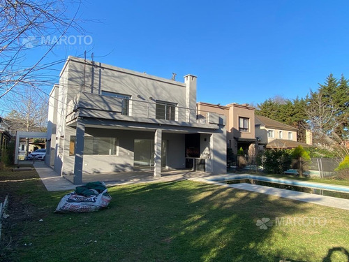 Imagen 4 de 29 de Casa En Venta En Barrio Privado Los Angeles - Maroto Propiedades