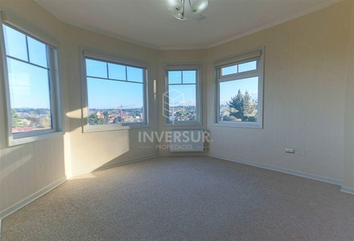 Casa En Venta De 4 Dormitorios En Puerto Varas