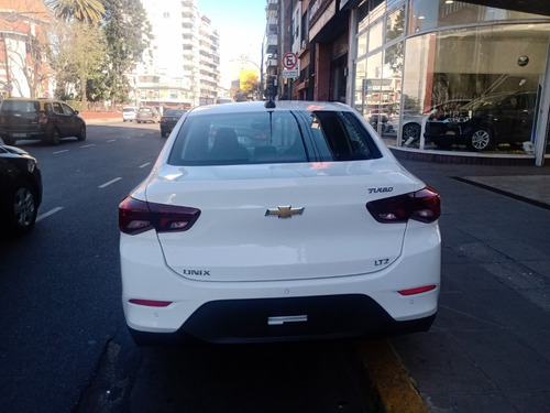 Imagen 6 de 15 de Chevrolet Onix Plus Ltz Prism Manual 2023 Automatico Gall 6