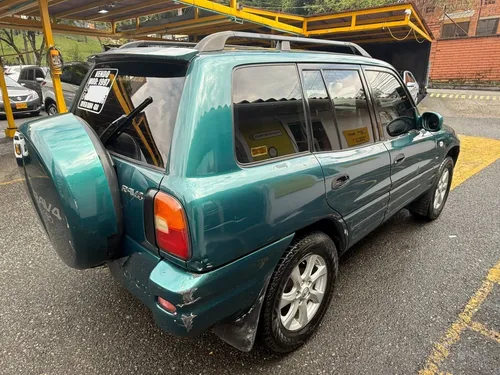 Toyota RAV4 2.4l